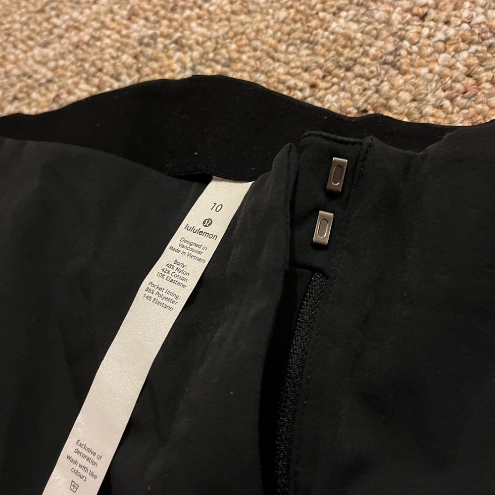 Lululemon work capris - Picture 2 of 4